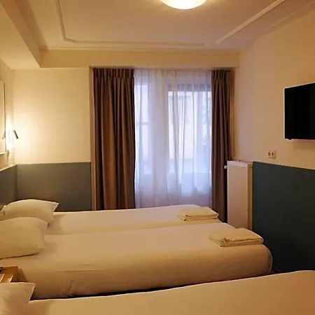 Hotel Sphinx 2*