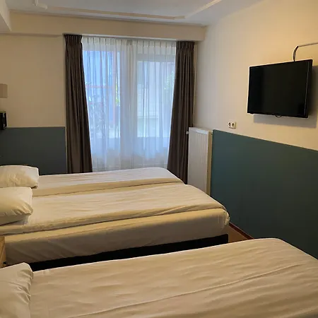 Hotel Sphinx 2*
